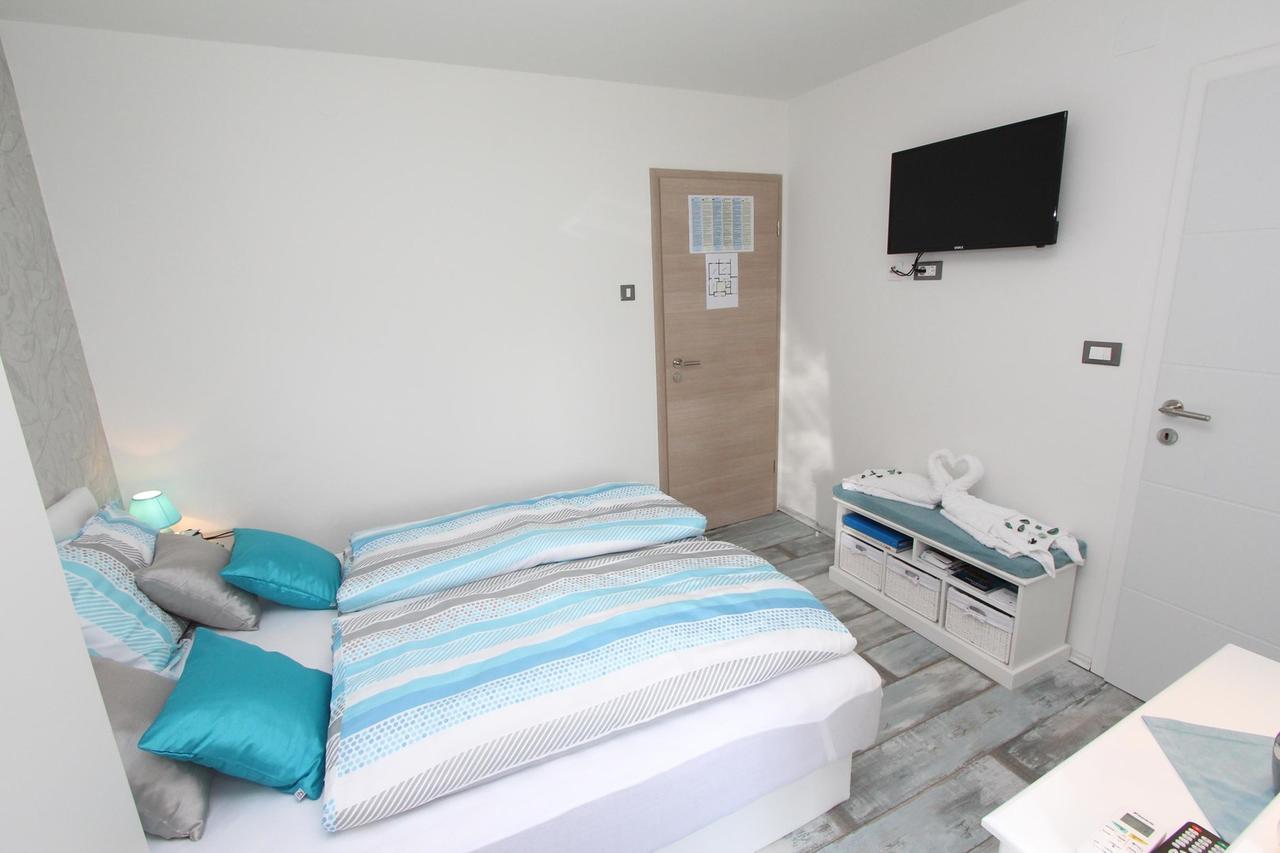 Studio Orhidea Blu Rovinj Luaran gambar